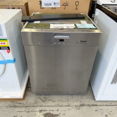 NEW MIELE G4203 SCU ACTIVE DISHWASHER, S/STEEL DISHWSHER, SOLD AS IS NO WARRANTY