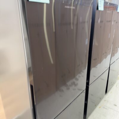 USED FISHER & PAYKEL RF522BRPB6 BLACK STAINELESS STEEL FRIDGE, BOTTOM MOUNT FREEZER, 494 LITRE,  SOLD AS IS NO WARRANTY