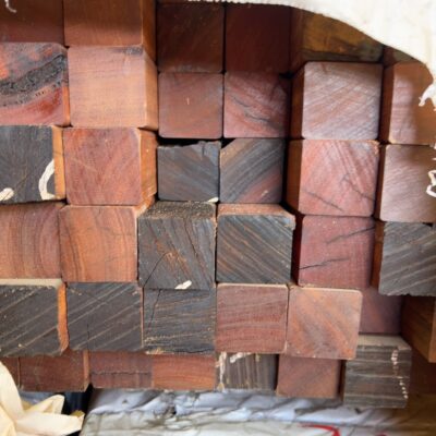 40X40 SPOTTED GUM KD HARDWOOD BATTENS 40X40 SPOTTED GUM KD HARDWOOD BATTENS
