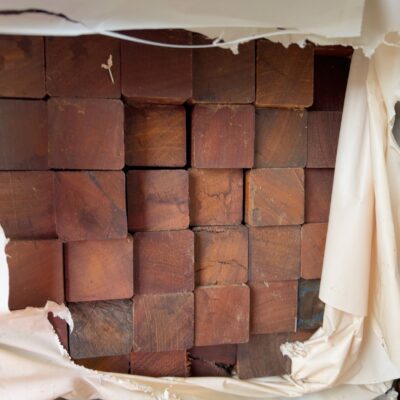 40X40 SPOTTED GUM KD HARDWOOD BATTENS 40X40 SPOTTED GUM KD HARDWOOD BATTENS