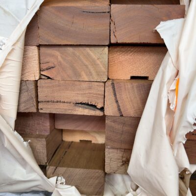 90X45 FEATURE GRADE SPOTTED GUM 90X45 FEATURE GRADE SPOTTED GUM