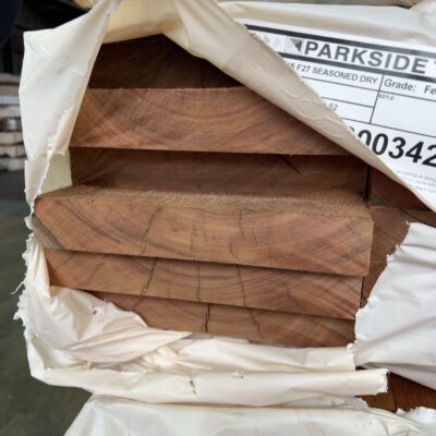 290X45 FEATURE GRADE SPOTTED GUM 290X45 FEATURE GRADE SPOTTED GUM