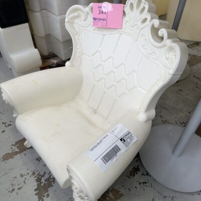 EX HIRE WHITE TIMBER ORNATE FRAMED KING CHAIR FOR KIDS, SOLD AS IS EX HIRE WHITE TIMBER ORNATE FRAMED KING CHAIR FOR KIDS, SOLD AS IS