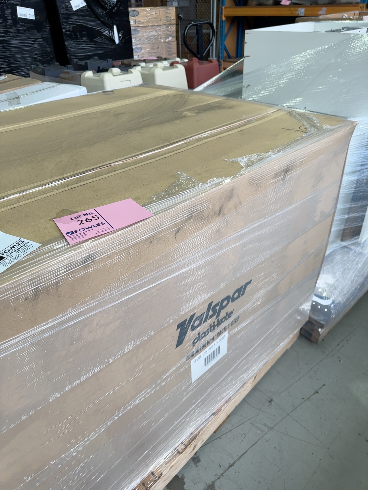 PALLET OF VALSPAR BLACK POWER COATED MESH DISPLAY STAND WIH 6 SHELVES 1200MM L X2200MM W X 70MM DEEP MD10-22-013 PALLET OF VALSPAR BLACK POWER COATED MESH DISPLAY STAND WIH 6 SHELVES 1200MM L X2200MM W X 70MM DEEP MD10-22-013