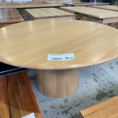 EX DISPLAY BLOOM 1600MM ROUND NATURAL OAK DINING TABLE, SOLD AS IS **CRACK IN TOP, NO SCREWS - TOP NOT ATTACHED** SOLD AS IS