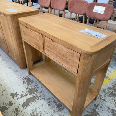 EX DISPLAY TAHOE NATURAL OAK 980MM CONSOLE TABLE, SOLD AS IS EX DISPLAY TAHOE NATURAL OAK 980MM CONSOLE TABLE, SOLD AS IS