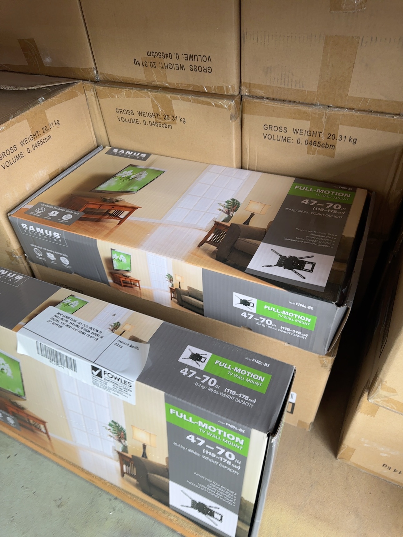 NEW SANUS F180C-B2, FULL MOTION TV WALL MOUNT, EXTENDS TO 38CM, SWIVEL 60 DEGREE, FITS MOST FLAT PANEL TV 47" TO 70", RRP$199 NEW SANUS F180C-B2, FULL MOTION TV WALL MOUNT, EXTENDS TO 38CM, SWIVEL 60 DEGREE, FITS MOST FLAT PANEL TV 47" TO 70", RRP$199