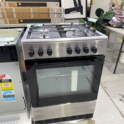 NEW TISIRA TFGM629XE 600MM DUEL FUEL FREESTANDING OVEN, 4 GAS BURNERS WITH ELECTRIC OVEN, 9 COOKING FUNCTIONS, REMOVEABLE TRIPLE GLAZED DOOR, CATALYIC LINERS, MADE IN EUROPE RRP$1099 WITH 12 MONTH WARRANTY