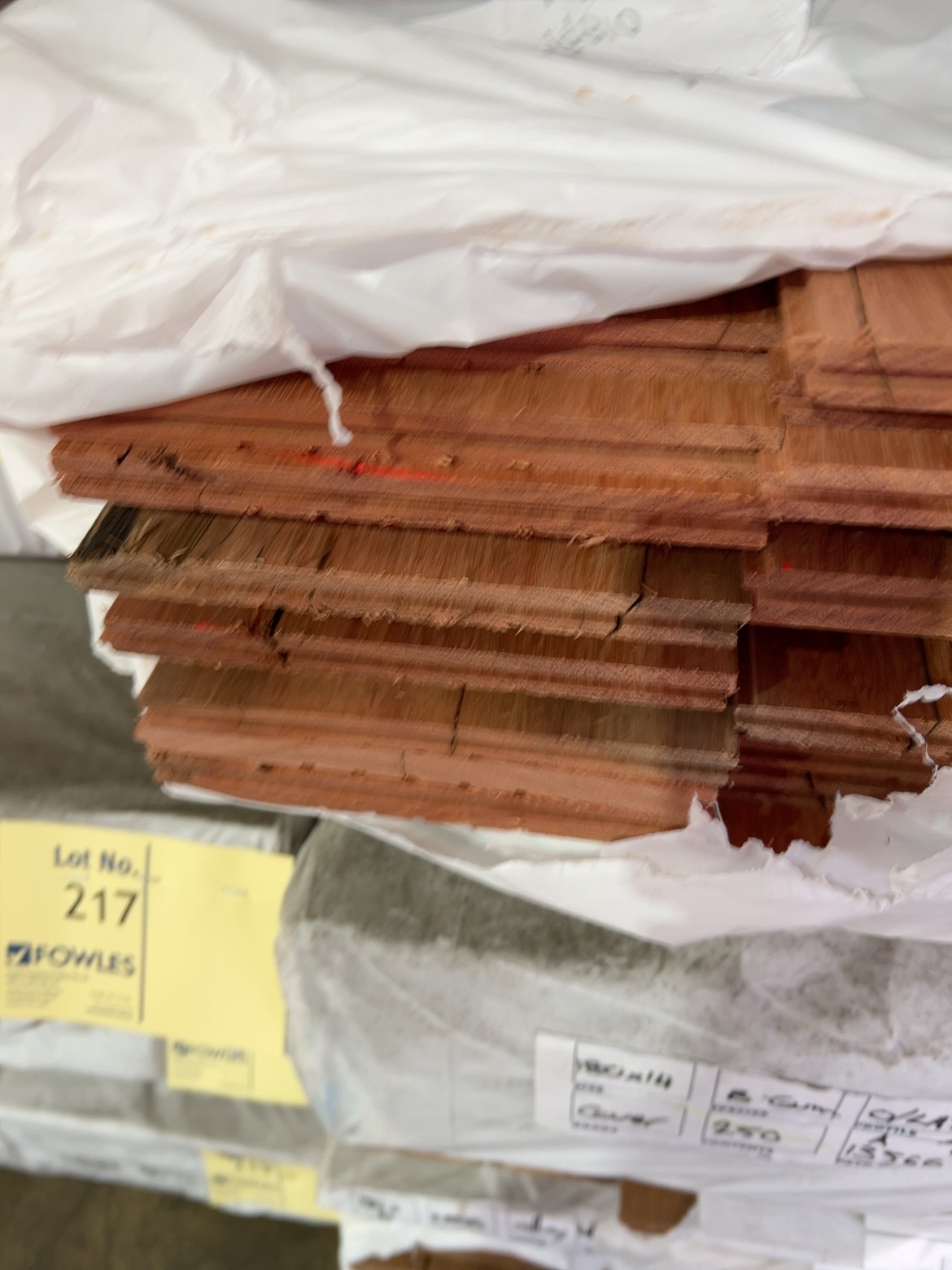 180X14 BLUE GUM COVER GRADE OVERLAY FLOORING 180X14 BLUE GUM COVER GRADE OVERLAY FLOORING