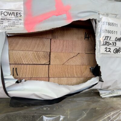 285X33 AUS OAK LAM KD HARDWOOD