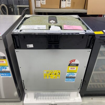 NEW AEG FULLY INTEGRATED DISHWASHER FSE93000RO, COMFORT LIFT LOWER BASKET, PROCLEAN SATELLITE SPRAY ARMS FOR ENSURING MAXIMUM WATER SPRAY, 7 WASH PROGRAMS RRP$2499 WITH 12 MONTH WARRANTY