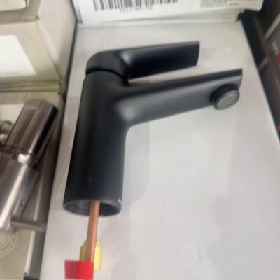 NEW PHOENIX ARLO BASIN MIXER, MATT BLACK, 151-7700-10, 12 MONTH WARRANTY NEW PHOENIX ARLO BASIN MIXER, MATT BLACK, 151-7700-10, 12 MONTH WARRANTY