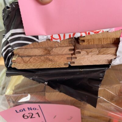 85X12 AUS OAK CLASSIC KD HARDWOOD V/J LINING BOARDS