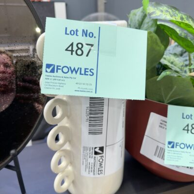 FURNITURE RETAILER CLOSURE - CREAM VASE, SOLD AS IS FURNITURE RETAILER CLOSURE - CREAM VASE, SOLD AS IS