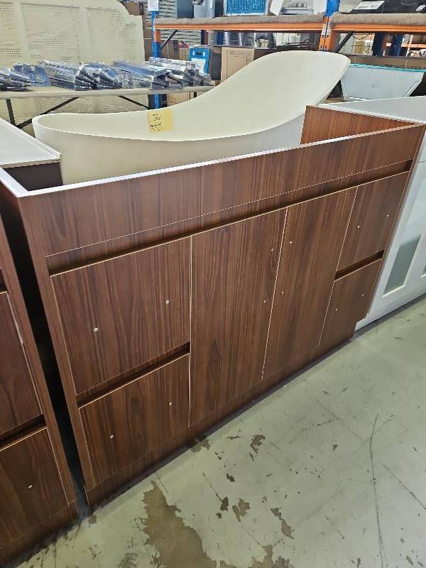 EX DISPLAY 1200MM RICH OAK LAMINATE VANITY BASE, NO TOP SUPPLIED, SOLD AS IS EX DISPLAY 1200MM RICH OAK LAMINATE VANITY BASE, NO TOP SUPPLIED, SOLD AS IS