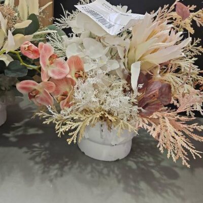EX STAGING FAUX FLOWER ARRANGEMENT IN POT, SOLD AS IS EX STAGING FAUX FLOWER ARRANGEMENT IN POT, SOLD AS IS