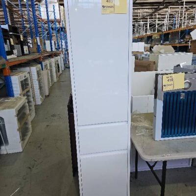 EX DISPLAY 390X1800 GLOSS WHITE TALL BATHROOM STORAGE CABINET, SOLD AS IS