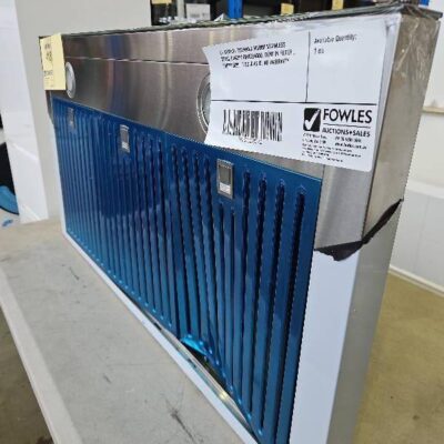 EX DISPLAY TECHNIKA 900MM STAINLESS STEEL CANOPY RANGEHOOD, DENT IN FILTER , FHE229SC95-5 SOLD AS IS, NO WARRANTY