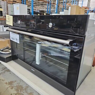 EX DISPLAY TISIRA 900MM BUILT IN ELECTRIC OVEN TO969E, SOLD AS IS, NO WARRANTY
