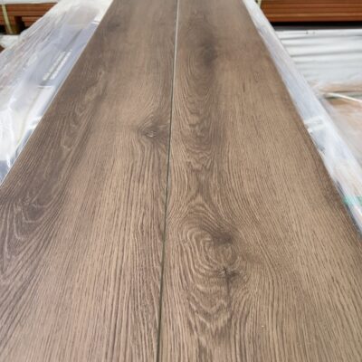 1620X225X5MM ENTIVA PRESTIGE RED ROCK HYBRID FLOORING- (12 BOXES X 2.187 M2)