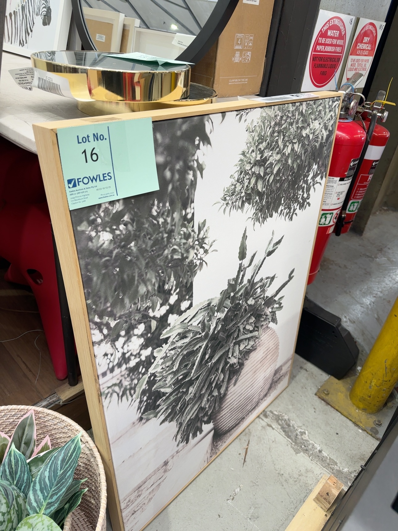 FURNITURE RETAILER CLOSURE - ARTWORK, SOLD AS IS FURNITURE RETAILER CLOSURE - ARTWORK, SOLD AS IS