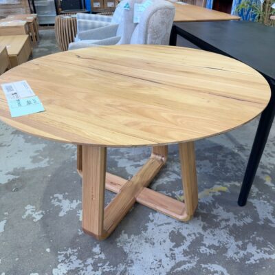 FURNITURE RETAILER CLOSURE - ROUND BLACKBUTT 1200MM DINING TABLE, RRP$1999, SOLD AS IS FURNITURE RETAILER CLOSURE - ROUND BLACKBUTT 1200MM DINING TABLE, RRP$1999, SOLD AS IS