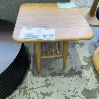 FURNITURE RETAILER CLOSURE - OAK SIDE TABLE SOLD AS IS FURNITURE RETAILER CLOSURE - OAK SIDE TABLE SOLD AS IS