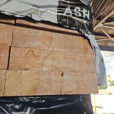 290X68 AUS OAK DAR LAM STANDARD GRADE KD HARDWOOD STAIR TREADS-27/0.9 290X68 AUS OAK DAR LAM STANDARD GRADE KD HARDWOOD STAIR TREADS-27/0.9