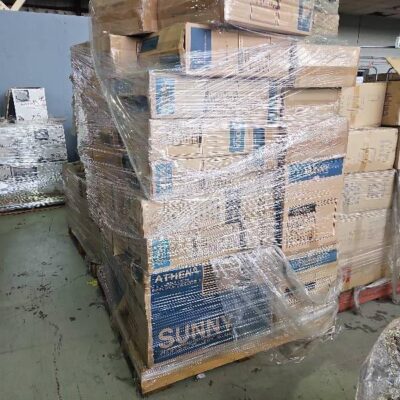 PALLET OF ASSORTED TOILET BASES AND CISTERNS, SOLD AS IS