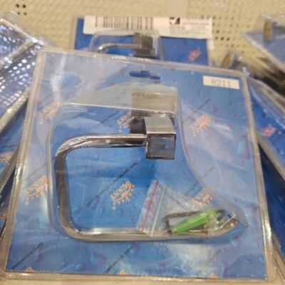 8211, CHROME TOILET ROLL HOLDER, SOLD AS IS 8211, CHROME TOILET ROLL HOLDER, SOLD AS IS