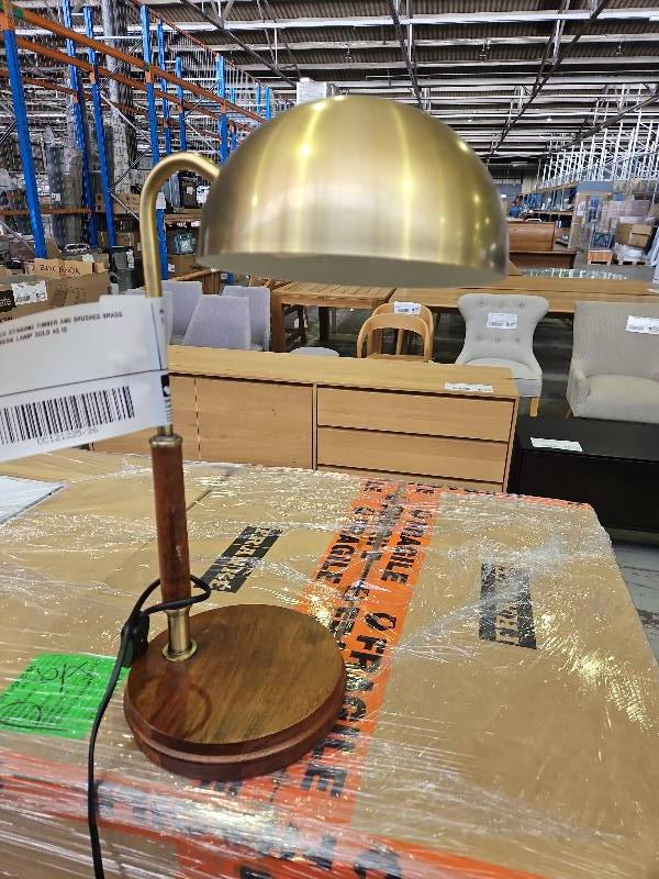 EX STAGING TIMBER AND BRUSHED BRASS DESK LAMP SOLD AS IS EX STAGING TIMBER AND BRUSHED BRASS DESK LAMP SOLD AS IS