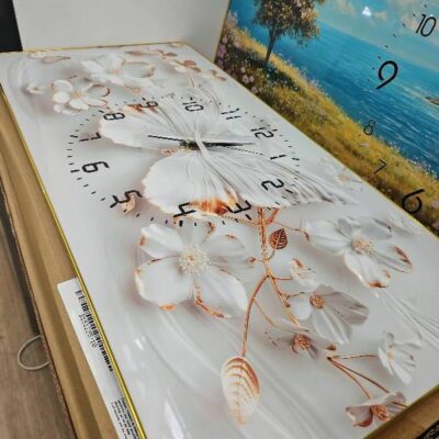 NEW RECTANGLE DECORATIVE WALL CLOCK. SOLD AS IS NEW RECTANGLE DECORATIVE WALL CLOCK. SOLD AS IS