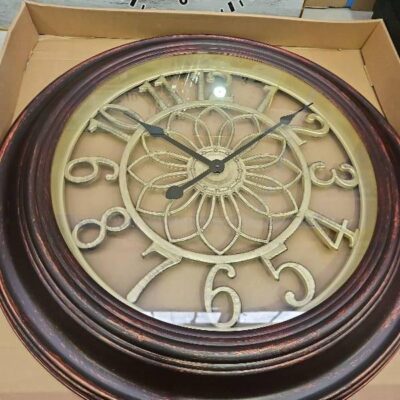 NEW TIMBER LOOK WALL CLOCK, SOLD AS IS NEW TIMBER LOOK WALL CLOCK, SOLD AS IS