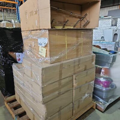 PALLET OF ASSORTED BATHRROM FITTINGS/ FIXTURES SOLD AS IS PALLET OF ASSORTED BATHRROM FITTINGS/ FIXTURES SOLD AS IS