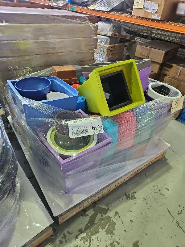 PALLET OF ASSORTED GARDEN PLANT POTS SOLD AS IS PALLET OF ASSORTED GARDEN PLANT POTS SOLD AS IS