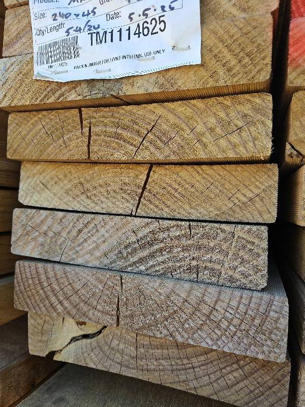 240X45 T3 GREEN MGP10 TREATED PINE-24/5.4 240X45 T3 GREEN MGP10 TREATED PINE-24/5.4