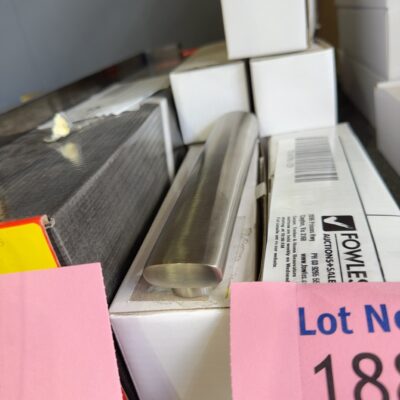 ARLO WALL BATH OUTLET 200MM 151-7620-40 ARLO WALL BATH OUTLET 200MM 151-7620-40