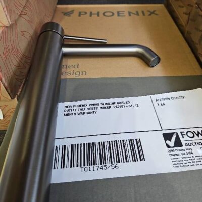 NEW PHOENIX PVIVID SLIMLINE CURVED OUTLET TALL VESSEL MIXER, VS7901-31, 12 MONTH WARRANTY NEW PHOENIX PVIVID SLIMLINE CURVED OUTLET TALL VESSEL MIXER, VS7901-31, 12 MONTH WARRANTY