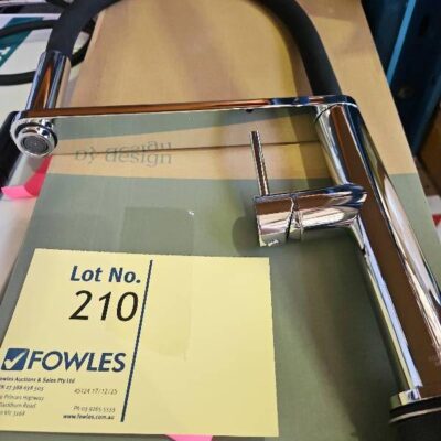 NEW PHOENIX BLIX CHROME FLEXIBLE HOSE SINK MIXER 10473100C, 12 MONTH WARRANTY NEW PHOENIX BLIX CHROME FLEXIBLE HOSE SINK MIXER 10473100C, 12 MONTH WARRANTY