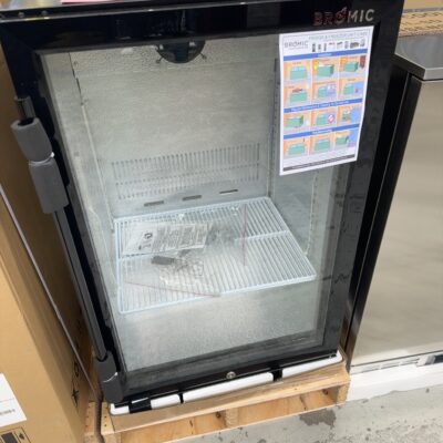 NEW BROMIC 118LITRE BLACK BAR DISPLAY CHILLER, BB0120GD-NR, 12 MONTH WARRANTY NEW BROMIC 118LITRE BLACK BAR DISPLAY CHILLER, BB0120GD-NR, 12 MONTH WARRANTY
