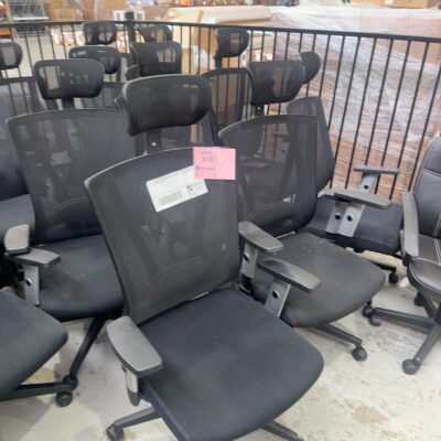 EX HIRE - BLACK MESH OFFICE CHAIR WITH HEADREST, SOLD AS IS