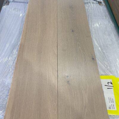 (2204) 2200 X 220 X 14/3MM ENGINEERED RED BOX/OAK FLOORING-(8 BOXES X 2.904 M2)