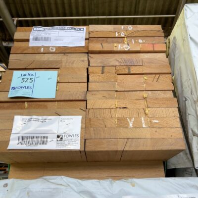 300X38 WORMY CHESTNUT KD HARDWOOD STAIR TREADS-RANDOM LENGTHS