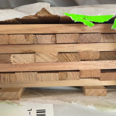 30X12 TAS OAK DAR SELECT GRADE KD HARDWOOD SHORTS