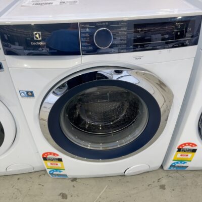 ELECTROLUX EWF1041ZDWA 10KG FRONT LOAD WASHING MACHINE, AUTODOSE SYSTEM, WIFI ENABLED, 5 STAR ENERGY, 4.5 STAR WATER, WOOL CERTIFIED, INVERTOR MOTOR WITH 12 MONTH WARRANTY