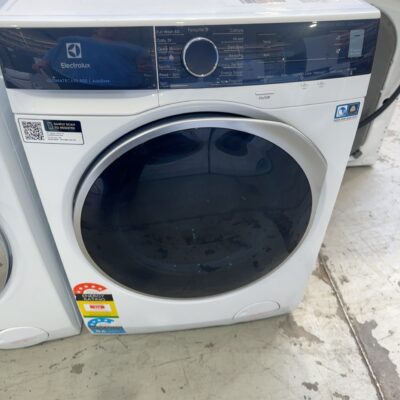 ELECTROLUX EWF1041R9WB 10KG FRONT LOAD WASHING MACHINE WIHT AUTODOSE, WIFI ENABLED WITH 5 STAR ENERGY & 4.5 WATER, WOOL CERTIFIED, INVERTER MOTOR WITH 12 MONTH WARRANTY