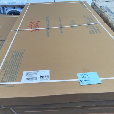 NEW CHROME FRAMED SHOWER SCREEN WITH PIVOT DOOR, SY1231-1290, 6MM AUSTRALIAN STANDARD TOUGHENED GLASS, DOOR SIZE ADJUSTABLE , RANGE OF 80MM, HEIGHT 1950MM, DOOR SIDE 1140MM TO 1220MM X PANEL SIDE 895MM TO 920MM, SINGLE COMPLETE BOX ON PICK UP