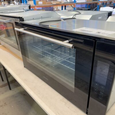 EX DISPLAY BAUMATIC BM90S 900MM ELECTRIC OVEN, SOLD AS IS, 3 MONTH WARRANTY