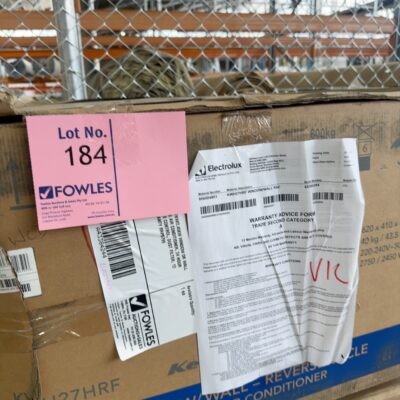 KELVINATOR KWH27HRF 2.7KW/2.45KW WINDOW OR WALL REVERSE CYCLE AIR CONDITIONER, 24 HOUR TIMER, REMOTE CONTROL, DUST FILTER, 12 MONTH WARRANTY RRP$799