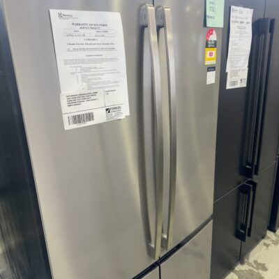 WESTINGHOUSE WQE6000SB S/STEEL FRENCH DOOR FRIDGE WITH DOULE DOOR FREEZER, 896MM WIDE TO FIT 900MM CAVITY, FINGERPRINT RESISTANT, LARGE INTERIOR, 6 MONTH WARRANTY